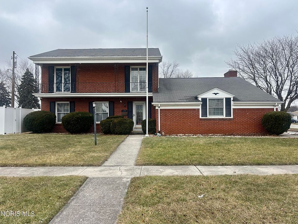 1st image of 240 Ponderosa Dr