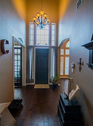 5th image of 2102 Birdwood Cir