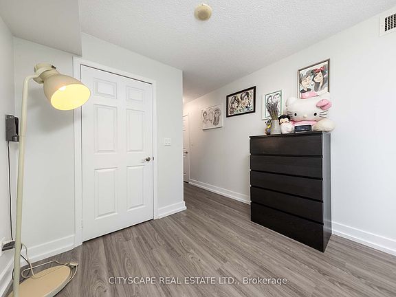 3rd image of 5940 Yonge St #609