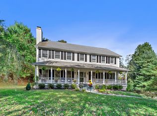 2 Giordano Dr, Cortlandt Manor, NY 10567