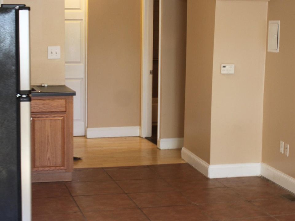 2nd image of 1207 S 4th St Unit 1