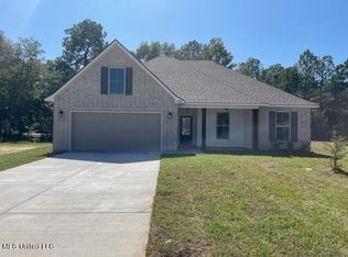 14341 Southern Pecan St, Gulfport, MS 39503