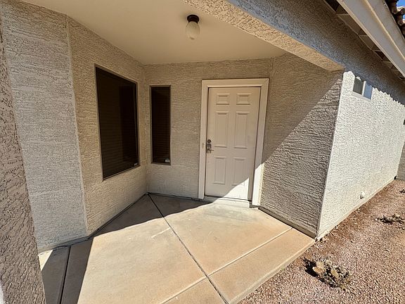3rd image of 2070 E Arabian Dr