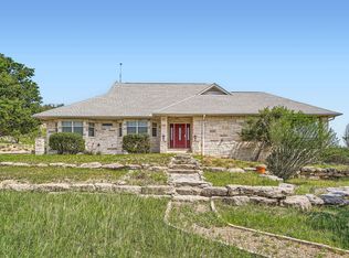 128 Oak Crest Dr, Bertram, TX 78605