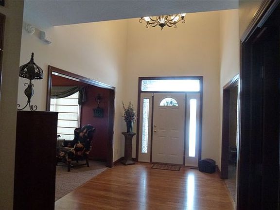 Solid hardwood floors