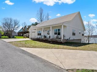 387 Indian Point Rd, Glasgow, KY 42141