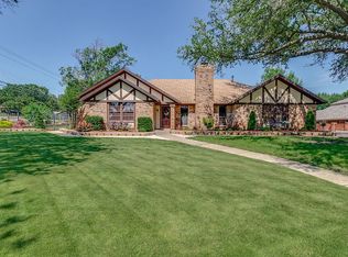 4112 Brookgate Dr, Arlington, TX 76016