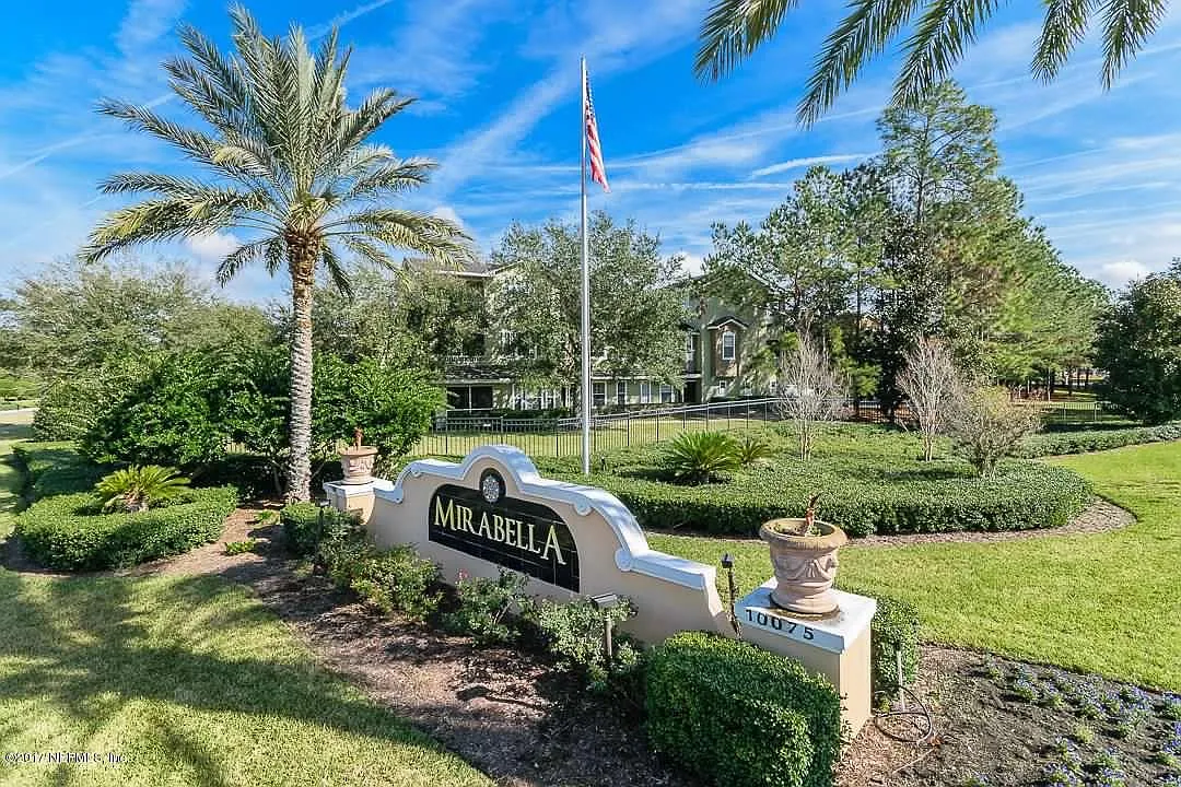 2 bed, 1178 sqft, $1,600 — Photo 2
