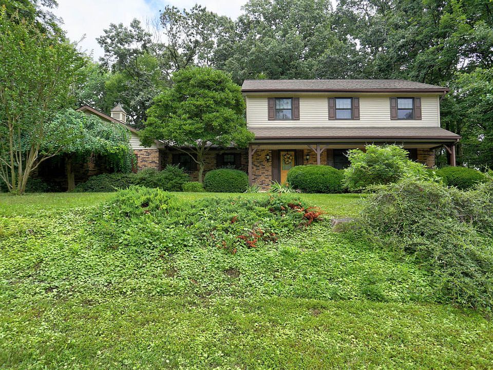 1st image of 379 Diem Woods Dr