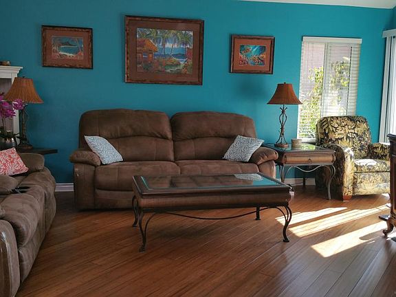 Living room with 4 recliners