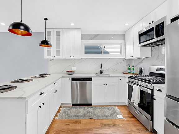 2nd image of 118-15 204th St #A