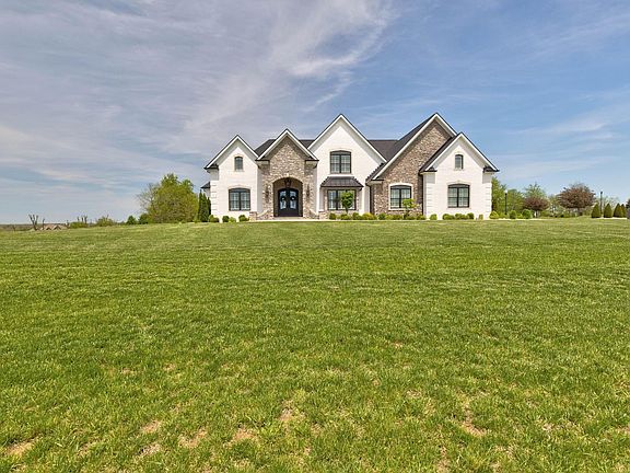 4th image of 101 Welsley Way