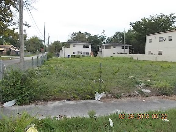 2nd image of 65 NE 96th St