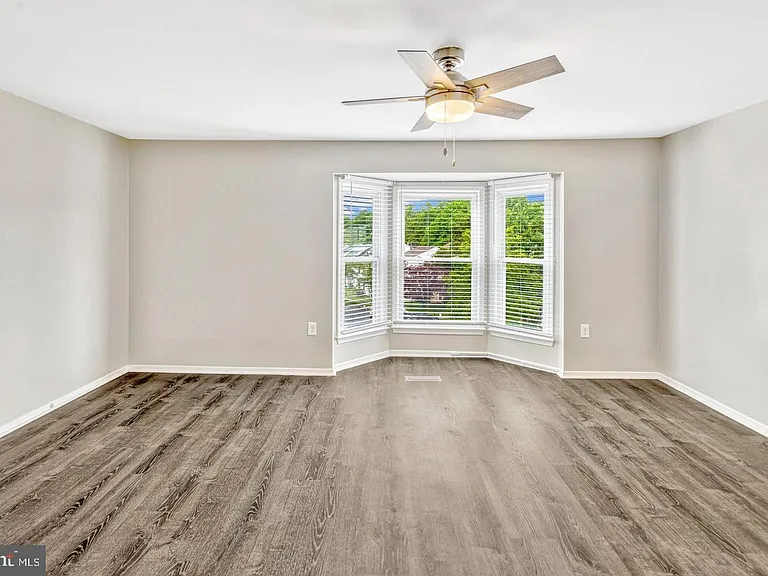 12163 Presidio Way — Photo 24