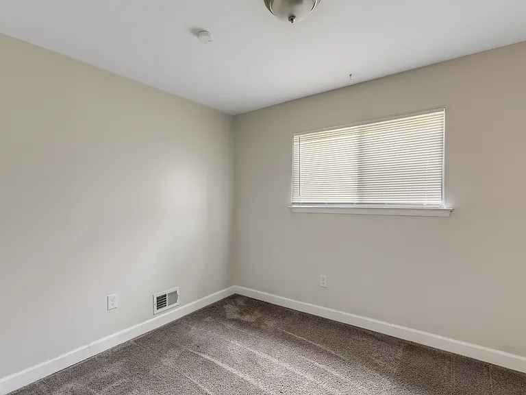 15824 Dacosta St — Photo 12