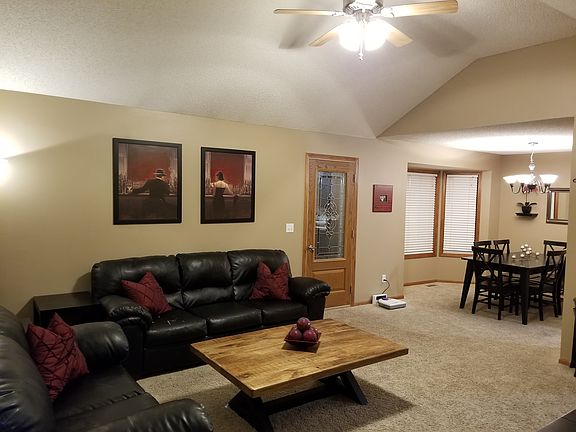 2nd image of 2605 Mayfair Dr