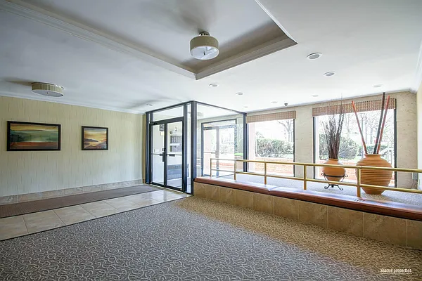 Sold by Abacus Properties | media 21