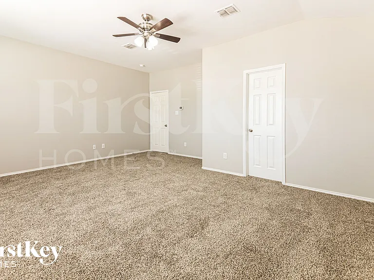 1412 Pine Ridge Rd — Photo 11