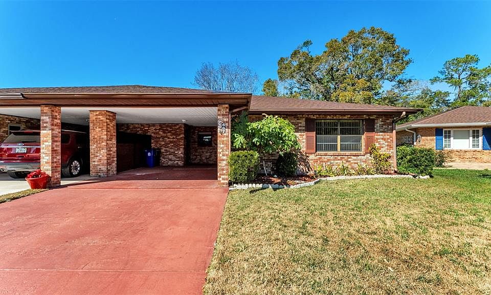 1st image of 487 LAKE CAROLYN CIRCLE