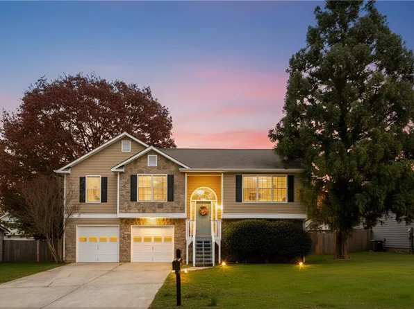 302 Staci Ln, Rockmart, GA 30153
