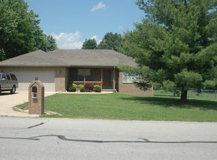 98 Crest Loop, Gassville, AR 72635