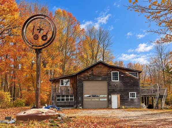 280 Sugarbush Lane, Clarendon, VT 05777