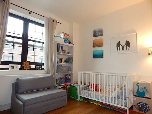 Rented by Realty Collective | media 18