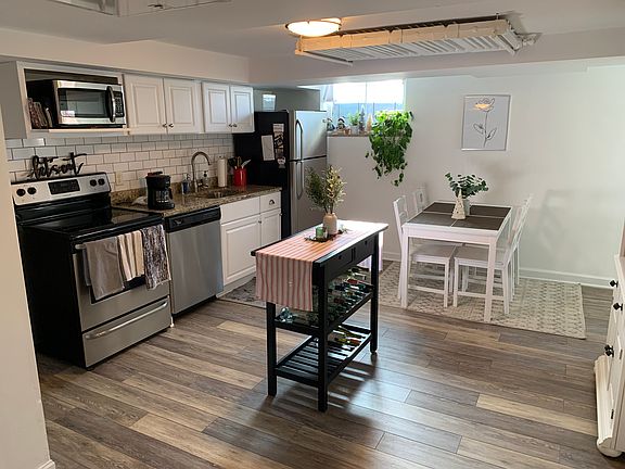 3rd image of 546 S Drexel Ave #546