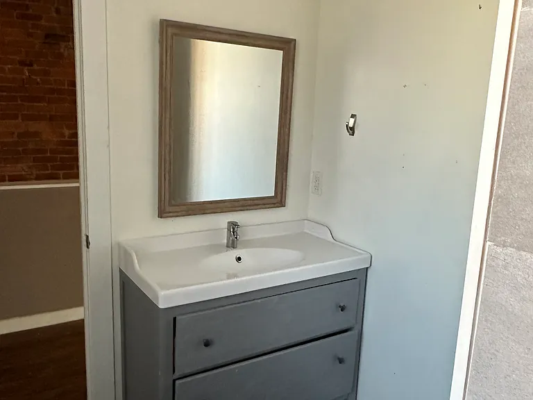 880-894 Oak St #880 — Photo 6