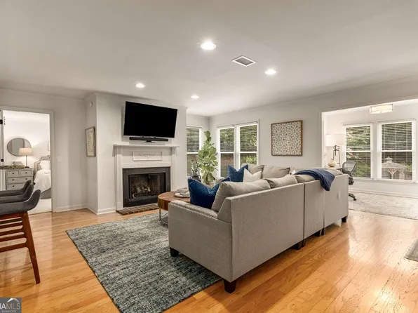 603 Bainbridge Dr, Sandy Springs, GA 30327