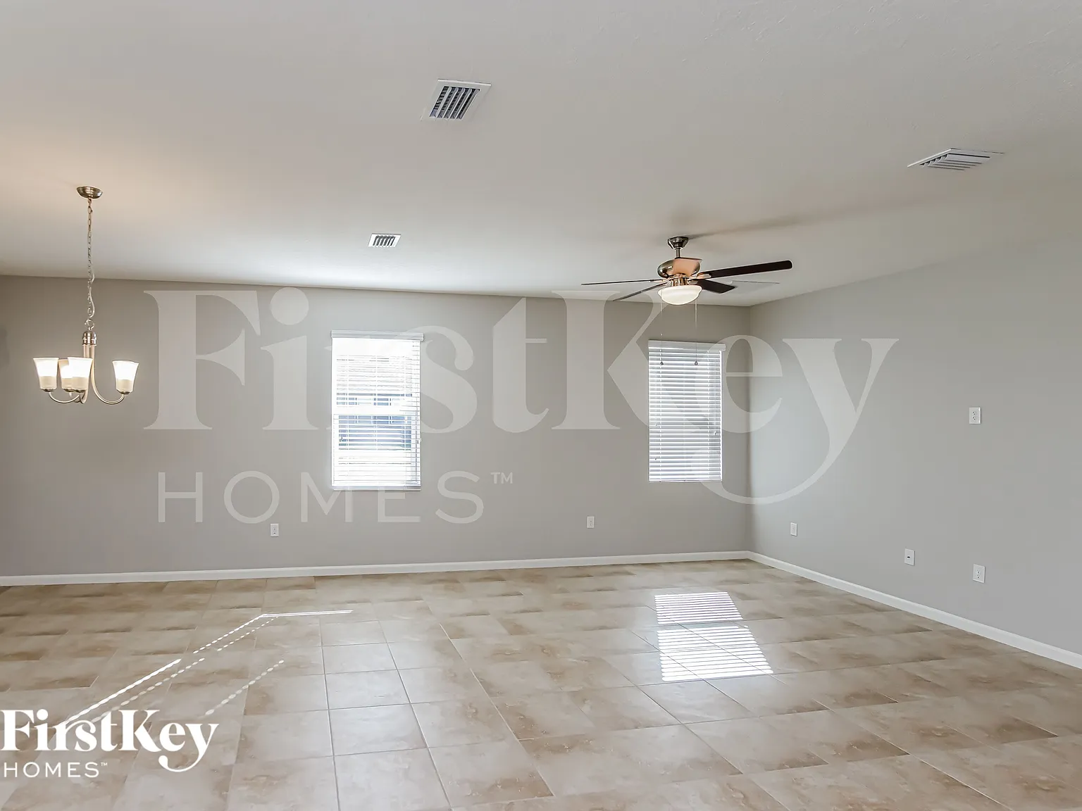 3 bed, 2.0 bath, 1830 sqft, $2,065 — Photo 4
