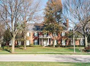 321 Princeton Rd, Hinsdale, IL 60521