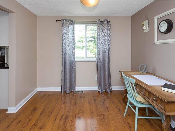 5th image of 1321 S Odell St
