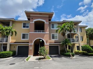 6426 Emerald Dunes Dr APT 105, West Palm Beach, FL 33411