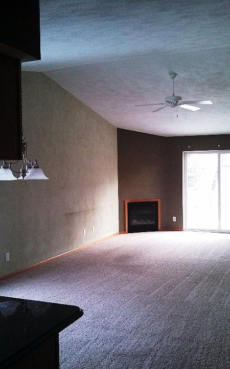 2nd image of 2366 Arnold Ave