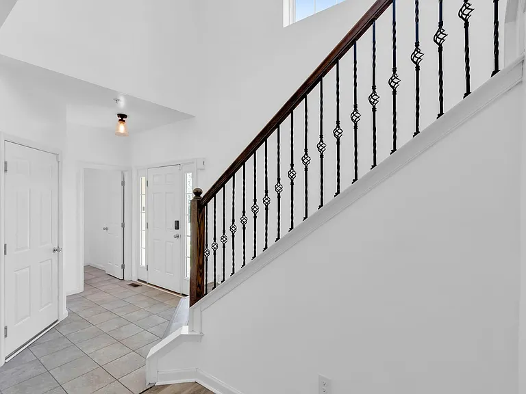 245 Snapdragon Way — Photo 5