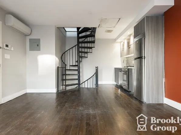 66 Pulaski Street image 1 of 11