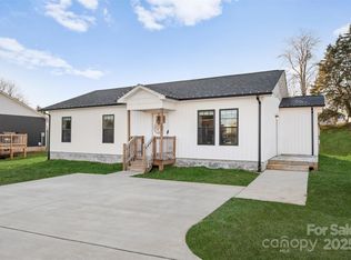 177 Duke St, Granite Falls, NC 28630