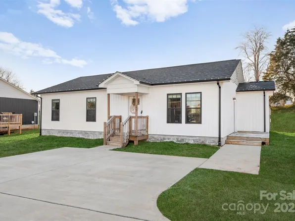177 Duke St, Granite Falls, NC 28630