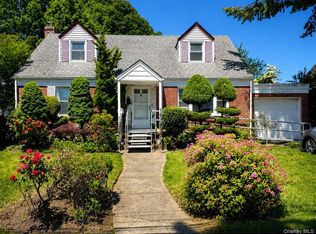 253 Eagle Ave, West Hempstead, NY 11552