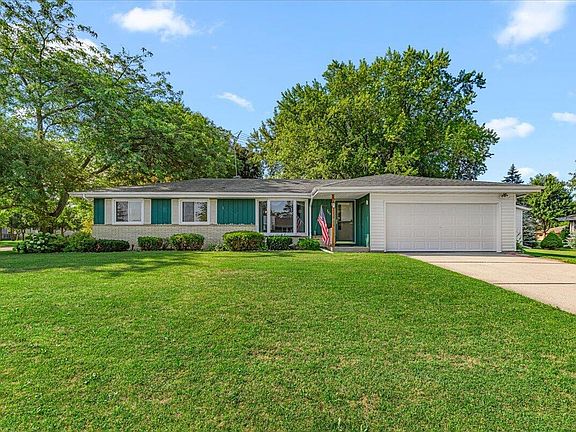 4th image of 309 Braatz DRIVE