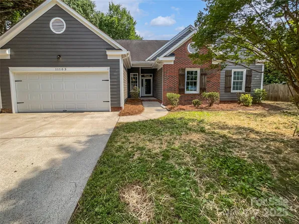 11103 Fox Cove Dr, Charlotte, NC 28273