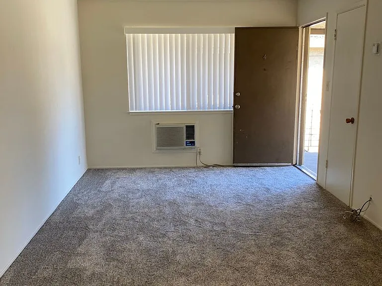 161 E Reed St — Photo 5