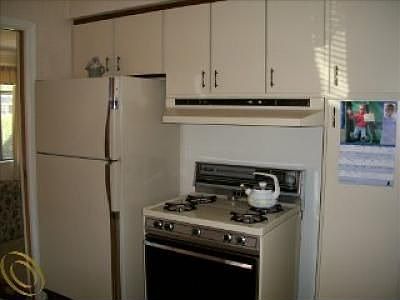 5th image of 28959 W Chicago St