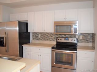 636 SW 107th Ave, Pembroke Pines, FL 33025