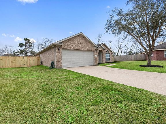 2nd image of 8006 Pine Wood Ct