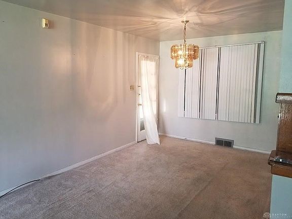 4th image of 4143 Brumbaugh Blvd