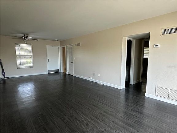 5th image of 809 Hummingbird Way APT 5C