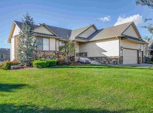 4111 N Parkdale Cir, Maize, KS 67101