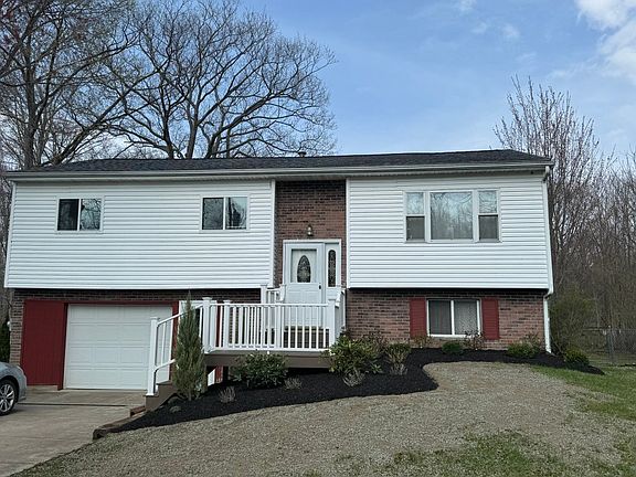 2nd image of 929 Villa Sites Ave